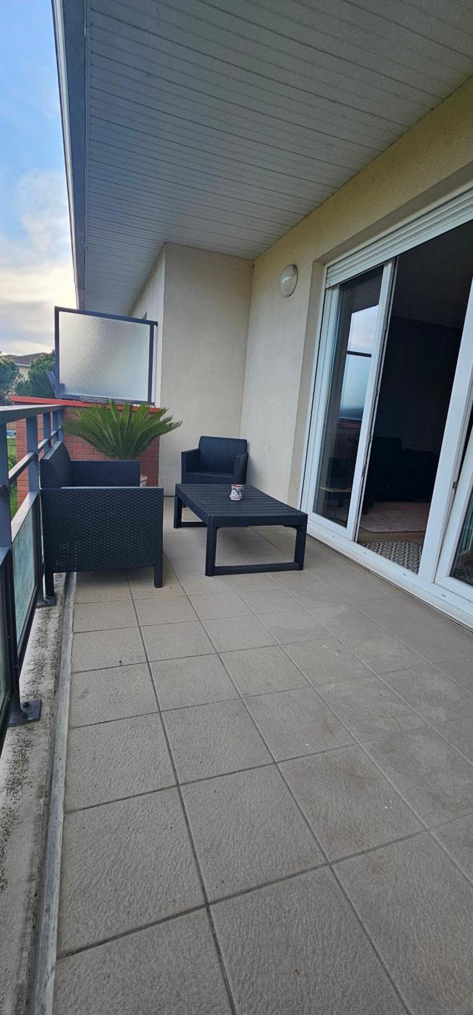 Charmant Appartement Tout Equipe Seilh Ngoại thất bức ảnh